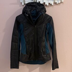 Lululemon Athletica Black and Teal Ski Jacket